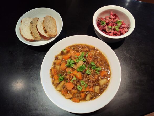 Gemüseeintopf mit ganz viel Curry