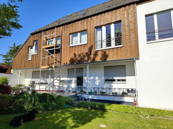 Holzfassade gestrichen