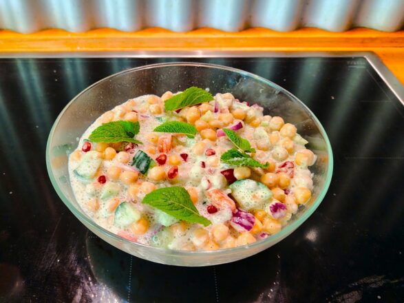 Sommersalat mit Kichererbsen